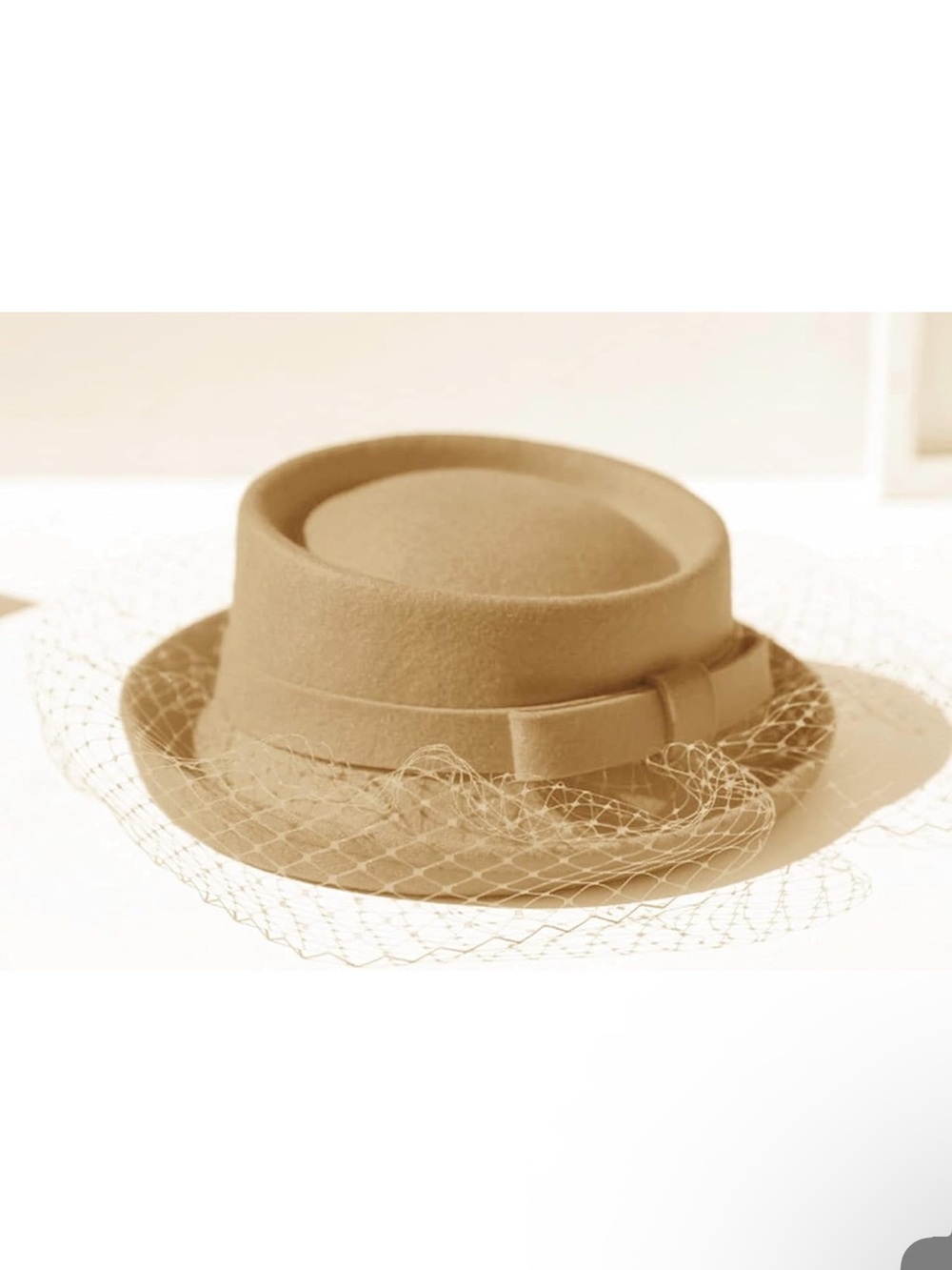 Tan Wool Vintage-Style Pillbox Hat with Veil - Untagged OS - NWOT